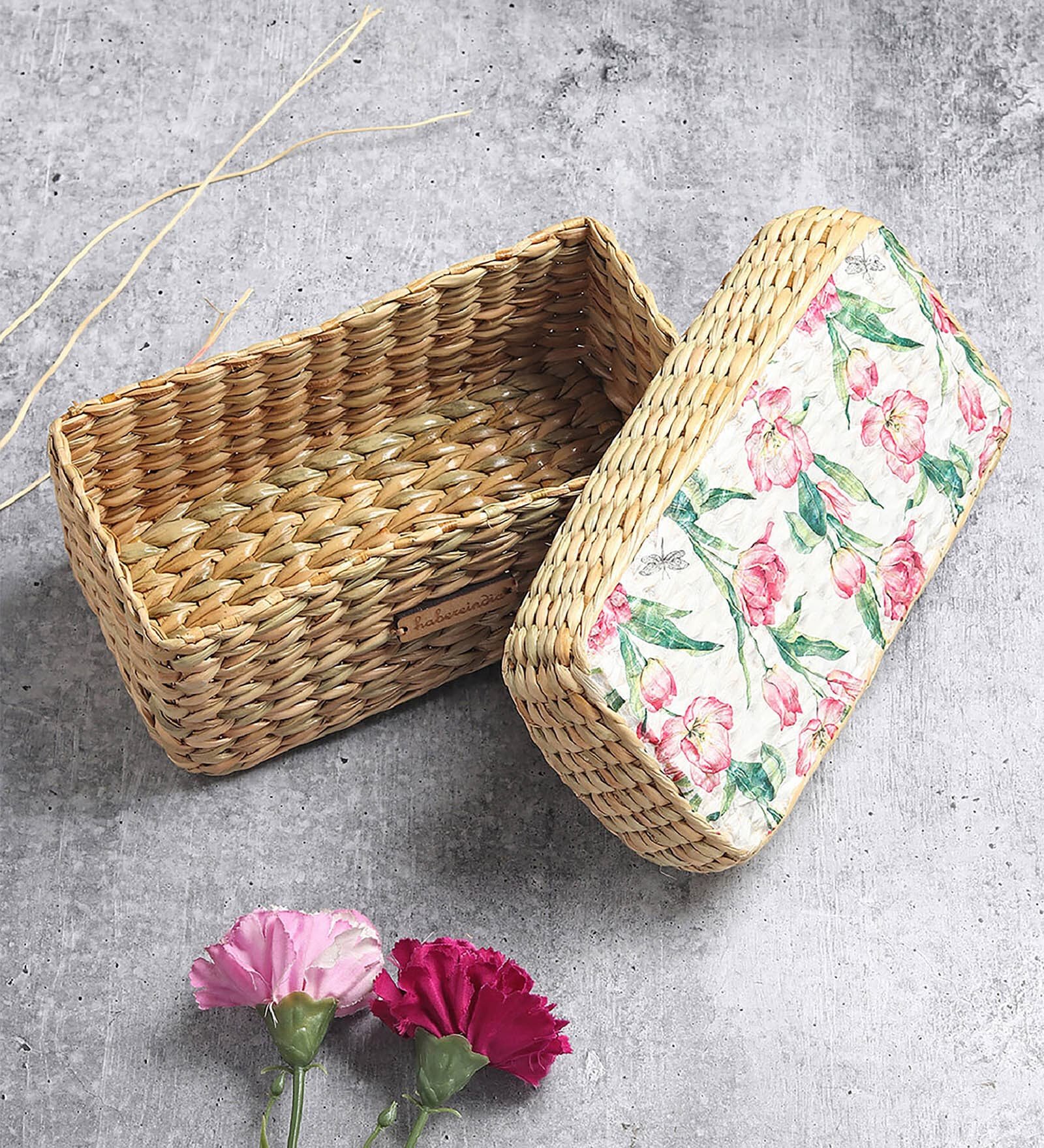 Multicolor Seagrass Solid 10.24 x 5.91 Inches Storage Basket
